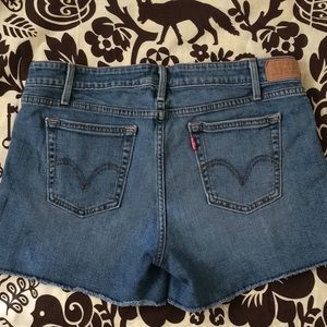 LEVI’S mid rise shorts Sz 10 denim cutoff jean shorts EUC retro